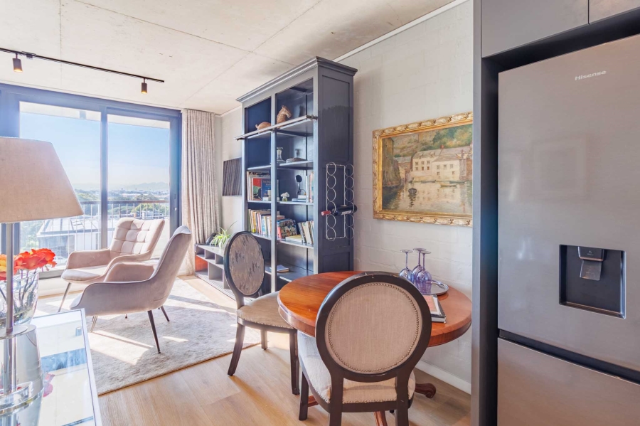 To Let 1 Bedroom Property for Rent in Riverlands Western Cape